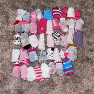 33 pairs of toddler socks (12-36 months)